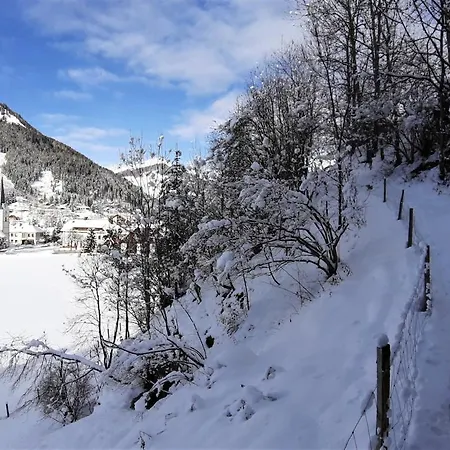 Modernes - Nockberge Apartman *