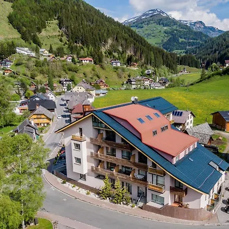 Modernes - Nockberge